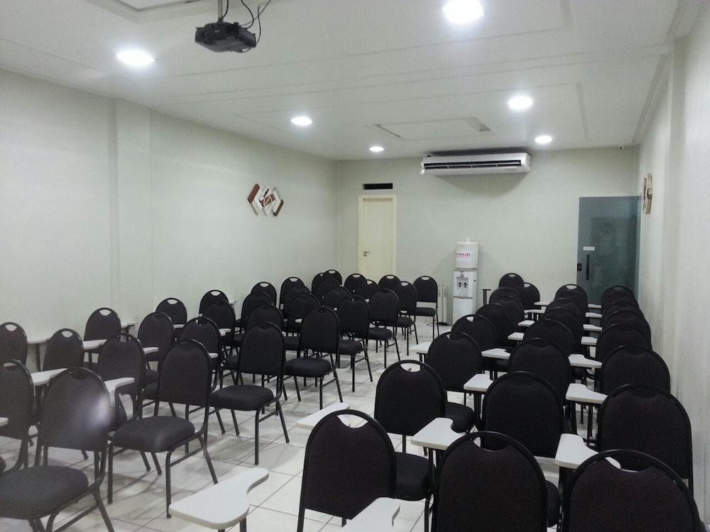 Santarém Tapajos Center Hotel מראה חיצוני תמונה